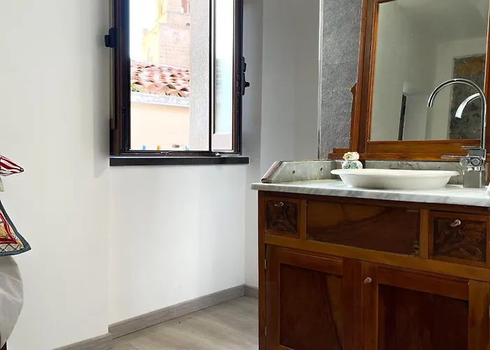 Canonica Dimore チェファル